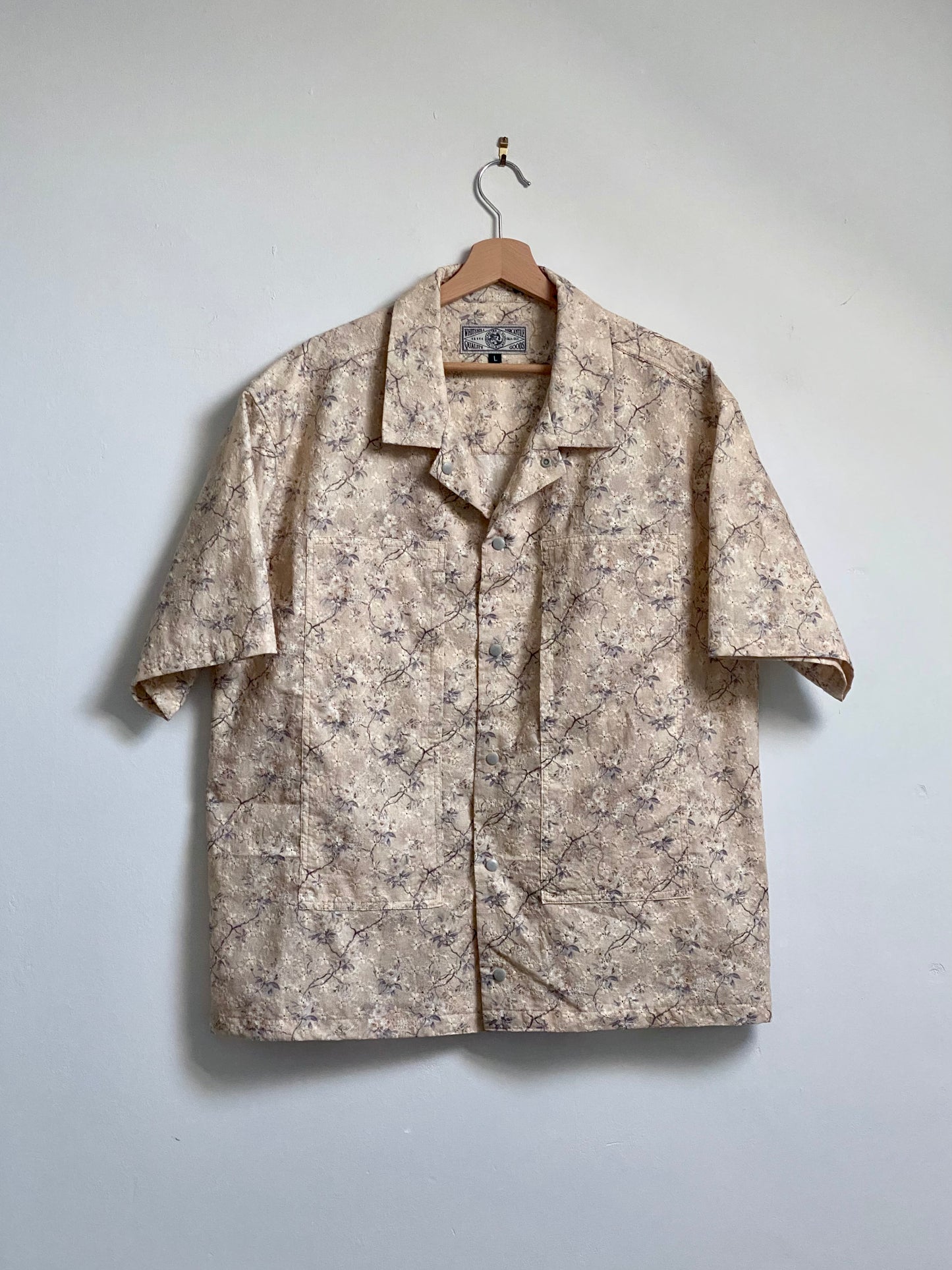 Vez short sleeve camp collar shirt floral embroidery concealed button opened