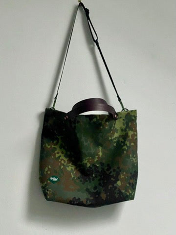Fountainwell Lined Tote Bag