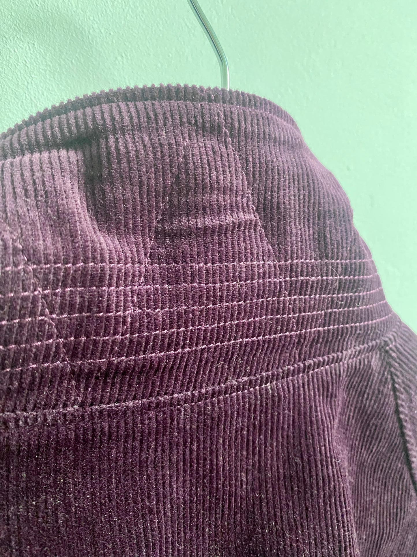 Kinloch merlot cord coach jacket collar detail