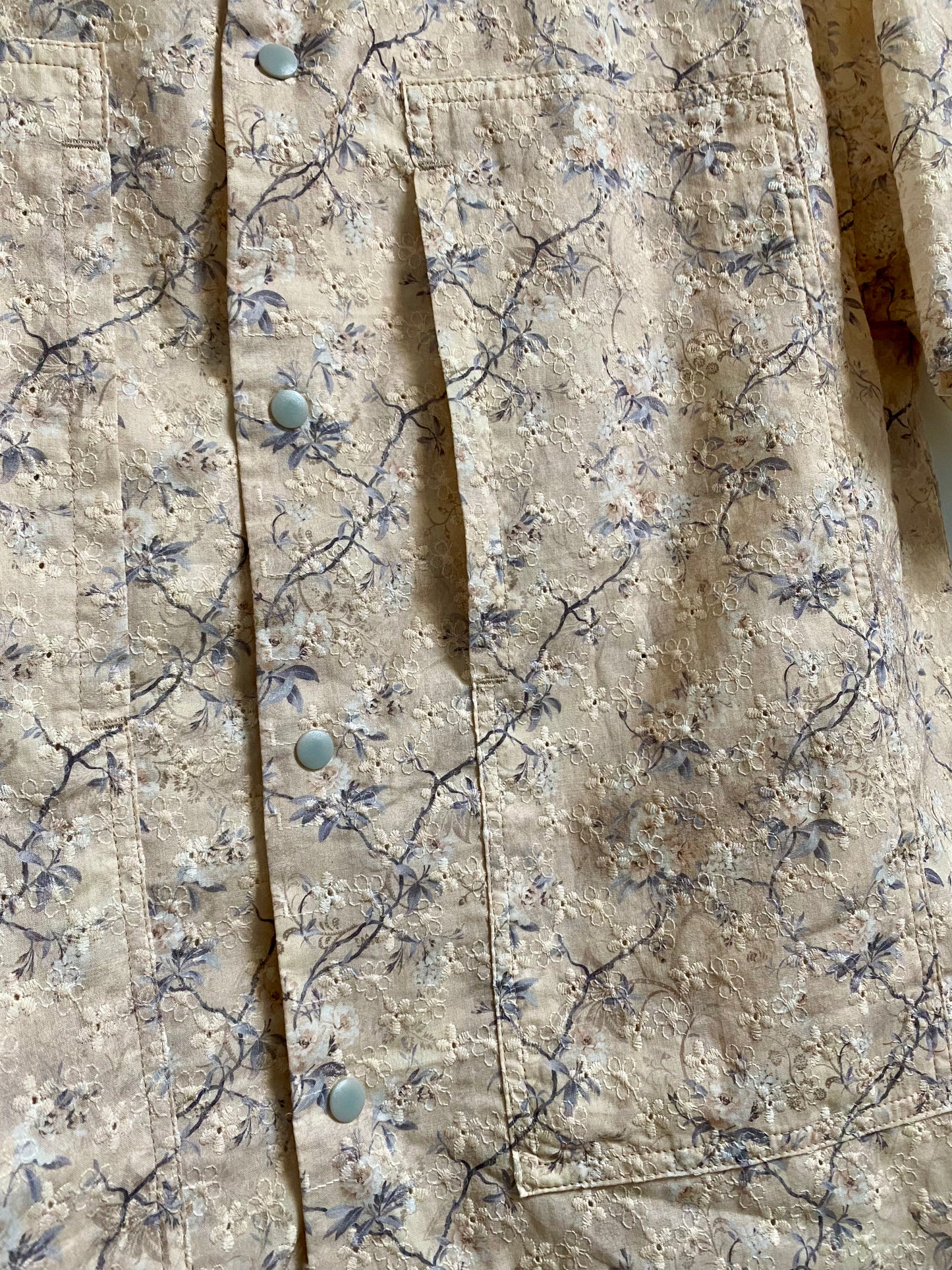 Vez short sleeve camp collar shirt floral embroidery long stash pocket detail